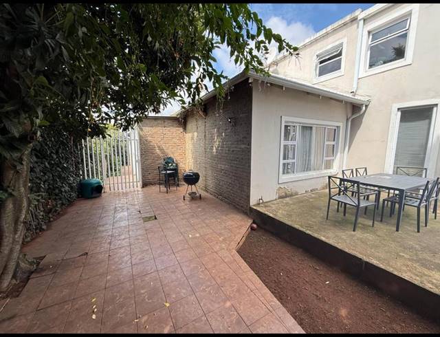 5 BEDROOM HOUSE FOR SALE IN PRIMROSE